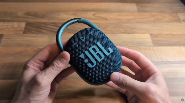 JBL Clip 4 Front View
