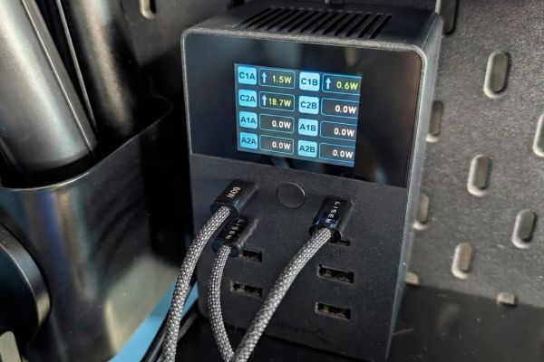 Detailed charging stats display 1